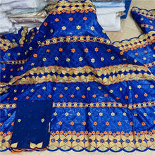 Charger l&#39;image dans la galerie, Bazin riche tissu avec écharpe avec perles cordon dentelle tissu guinée brocart tissu pour mariage LX031408
