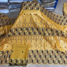 Charger l&#39;image dans la galerie, Bazin riche tissu avec écharpe avec perles cordon dentelle tissu guinée brocart tissu pour mariage LX031408
