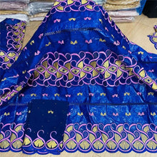 Charger l&#39;image dans la galerie, Bazin riche tissu avec écharpe avec perles cordon dentelle tissu guinée brocart tissu pour mariage LX031408
